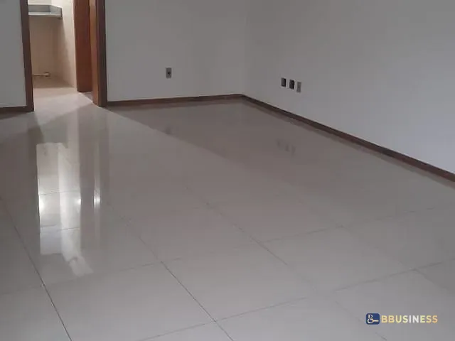 Sala à venda, no bairro Centro Histórico em Porto Alegre
