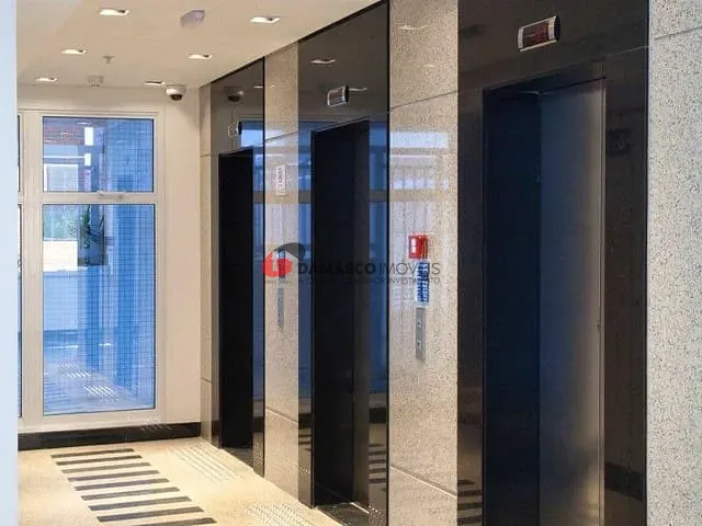 Sala à venda, no bairro Vila Carrão em São Paulo