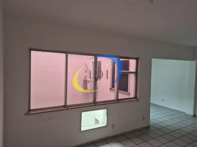Sala para alugar, no bairro Madureira em Rio de Janeiro