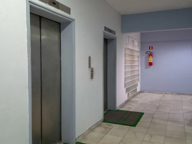 Sala à venda, no bairro Nazaré em Belém
