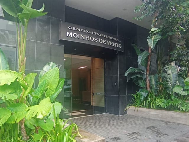 Sala à venda, no bairro Moinhos de Vento em Porto Alegre