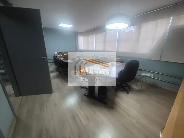 Conjunto comercial para alugar, no bairro Santo Antônio em Belo Horizonte