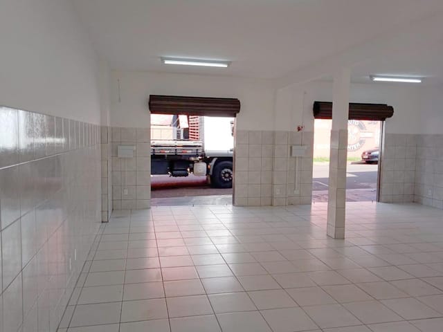 Sala com 100m², para alugar, no bairro Jardim São Paulo em Cambé