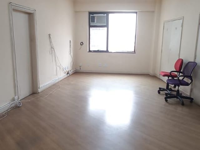Sala com 30m², para alugar, no bairro Centro em Rio de Janeiro