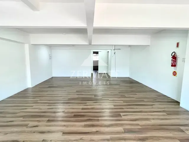 Sala para alugar, no bairro Centro em Blumenau