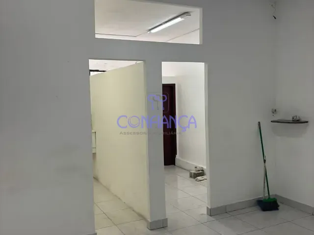 Sala à venda, no bairro Campo Grande em Rio de Janeiro