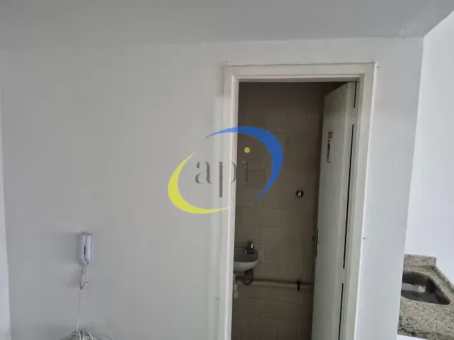 Sala para alugar, no bairro Madureira em Rio de Janeiro