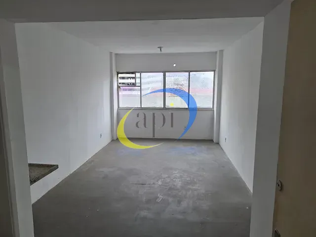 Sala para alugar, no bairro Madureira em Rio de Janeiro