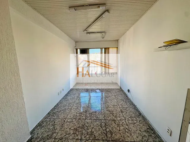 Sala à venda, no bairro Funcionários em Belo Horizonte