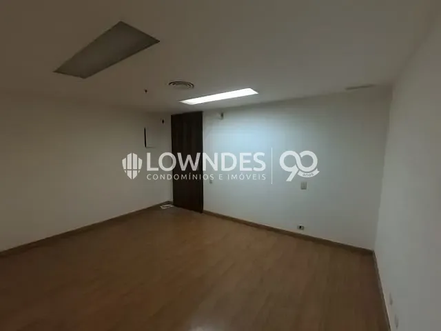 Sala com 113m², para alugar, no bairro Centro em Rio de Janeiro