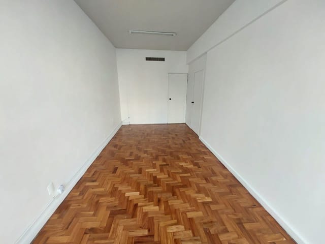 Sala com 57m², à venda ou para alugar, no bairro Centro em Rio de Janeiro