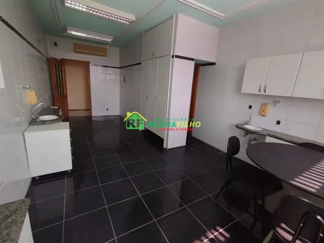 Sala com 35m², para alugar, no bairro Centro em Teresina