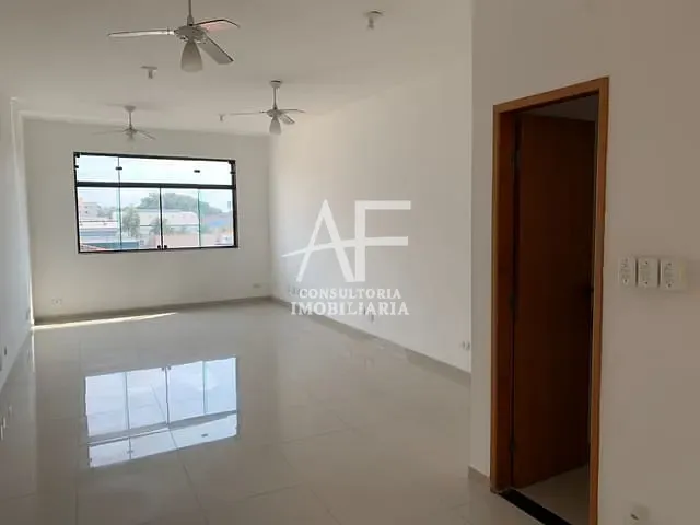 Sala para alugar, no bairro Centro em Taubaté