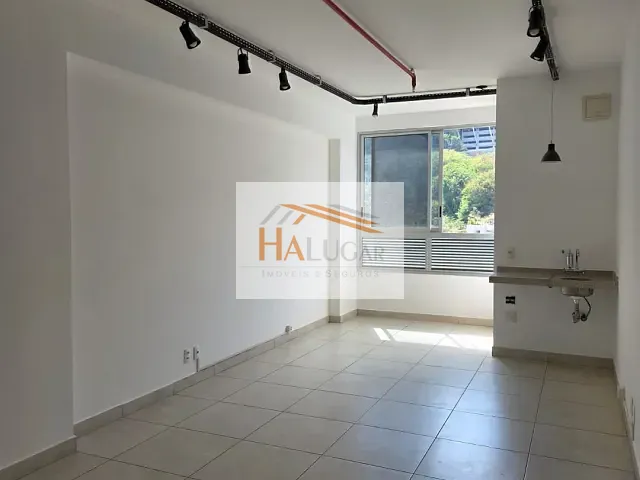 Sala à venda, no bairro Estoril em Belo Horizonte