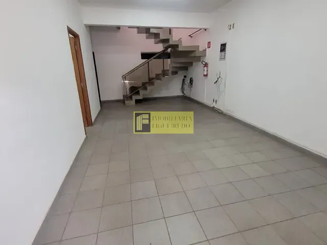 Sala com 198m², para alugar, no bairro Parque Industrial em São José do Rio Preto