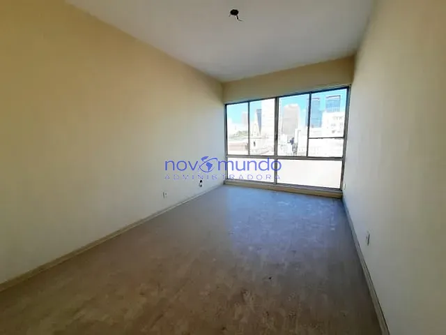 Sala com 21m², para alugar, no bairro Centro em Rio de Janeiro