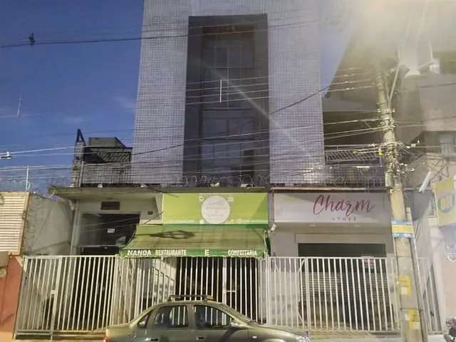 Sala para alugar, no bairro Glória em Contagem