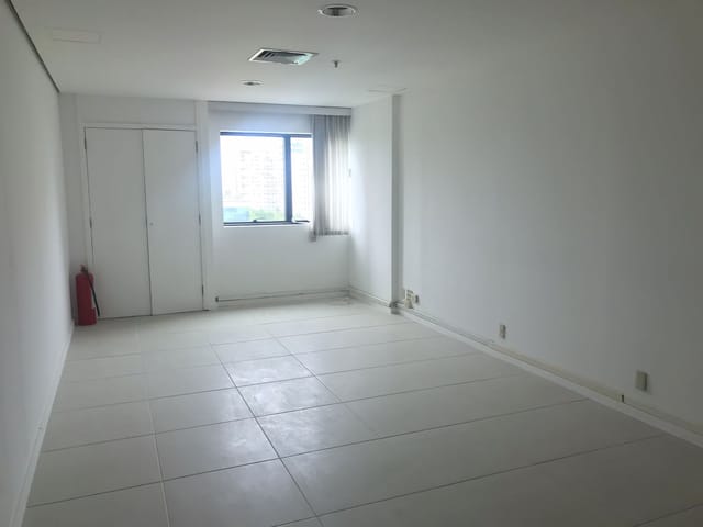 Foto do Sala - BARRA TOWER OFFICES - SALA 35m2 - LOCAÇÃO | Imobiliária São Cristovão