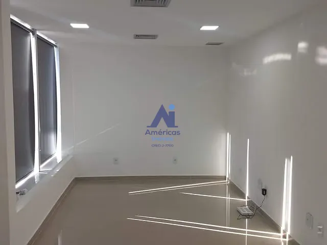 Sala com 22m², para alugar, no bairro Recreio dos Bandeirantes em Rio de Janeiro