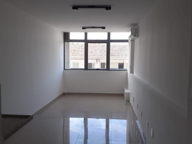Sala com 25m², à venda, no bairro São Cristóvão em Rio de Janeiro