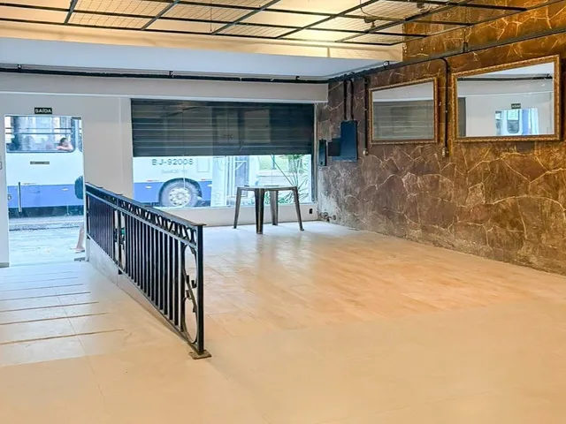 Sala para alugar, no bairro Campina em Belém