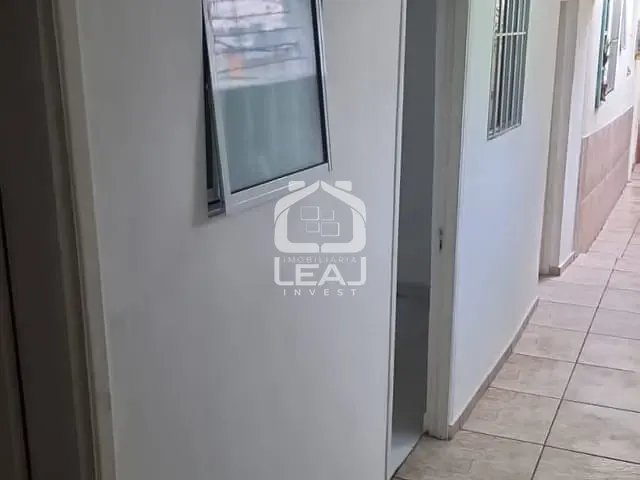 Sala com 20m², para alugar, no bairro Jardim São Vitor em São Paulo