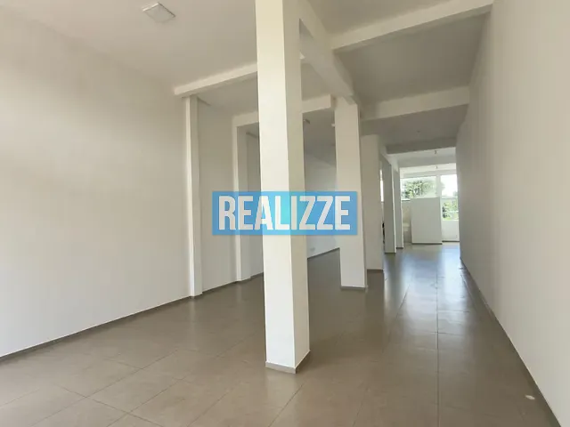 Sala para alugar, no bairro Centro em Marau