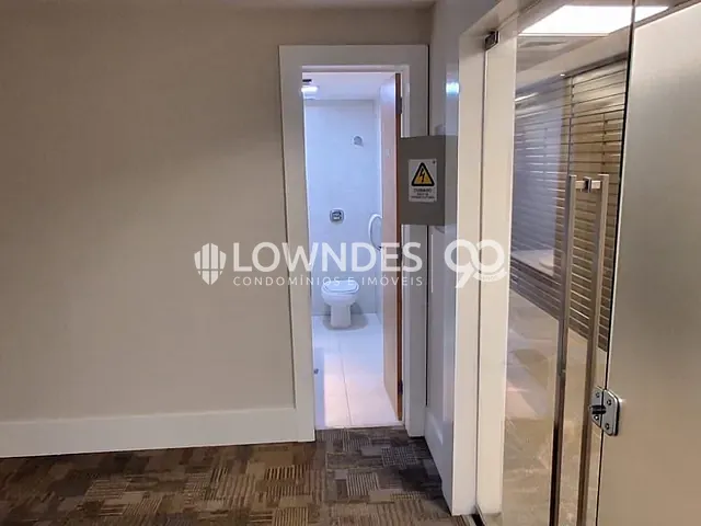 Sala com 124m², para alugar, no bairro Botafogo em Rio de Janeiro