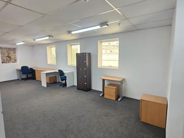 Sala com 89m², para alugar, no bairro Rudge Ramos em São Bernardo do Campo