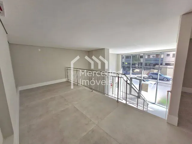 Sala para alugar, no bairro Centro em Itajaí