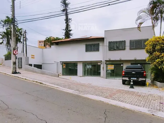 Sala com 110m², para alugar, no bairro Vila Ipiranga em Londrina