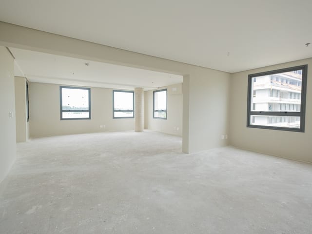 Sala com 52m², à venda, no bairro São Gonçalo em Pelotas
