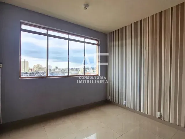 Sala para alugar, no bairro Centro em Taubaté