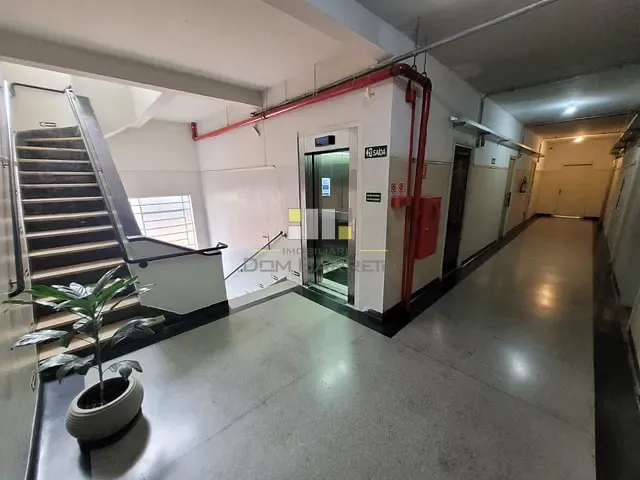 Sala à venda ou para alugar, no bairro Centro em Campinas
