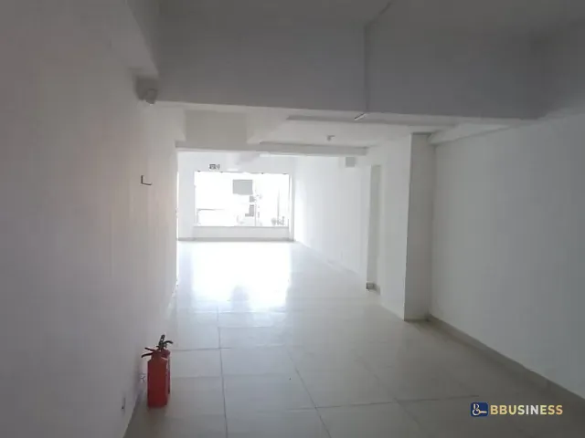 Sala à venda, no bairro Cruzeiro em Caxias do Sul