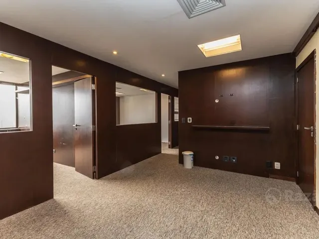 Sala para alugar, no bairro Centro em Curitiba