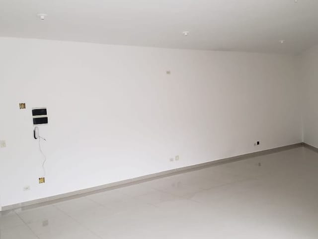 Sala para alugar, no bairro Jardim São Luís em São Bernardo do Campo
