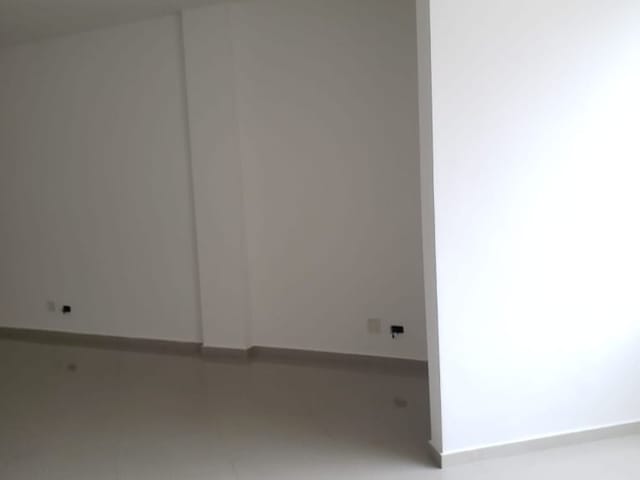 Sala para alugar, no bairro Jardim São Luís em São Bernardo do Campo