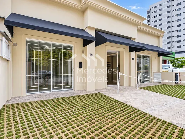 Sala para alugar, no bairro Centro em Itajaí