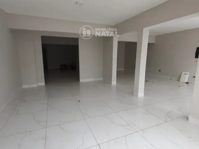 Sala com 110m², para alugar, no bairro Vila Ipiranga em Londrina