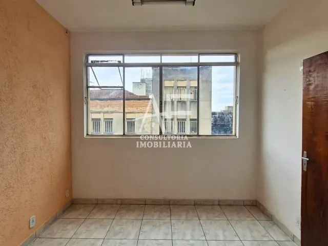 Sala para alugar, no bairro Centro em Taubaté