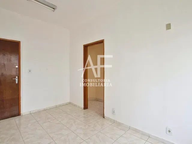 Sala para alugar, no bairro Centro em Taubaté