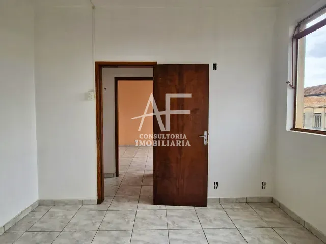 Sala para alugar, no bairro Centro em Taubaté