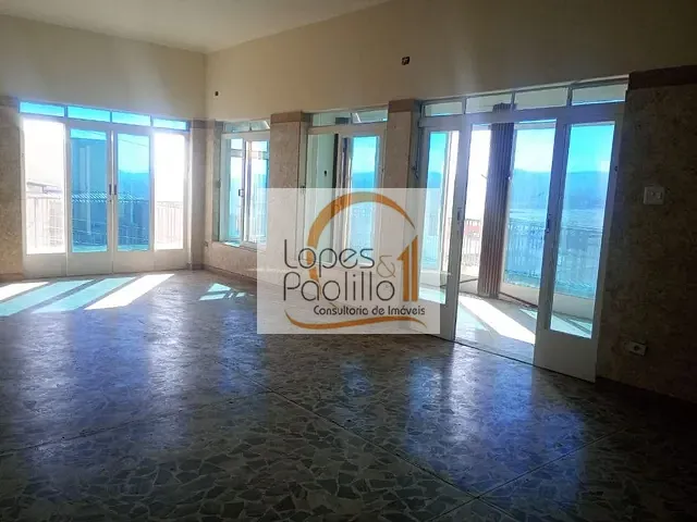 Sala com 250m², para alugar, no bairro Centro em Atibaia