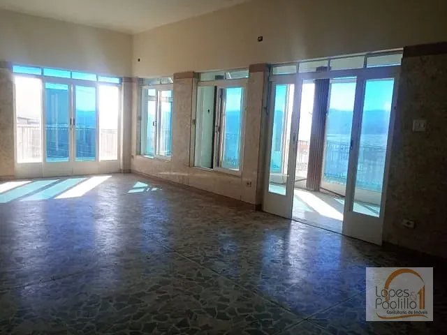Sala com 250m², para alugar, no bairro Centro em Atibaia