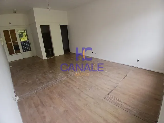Sala para alugar, no bairro Taquara em Rio de Janeiro
