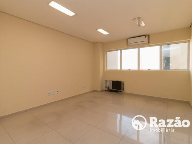 Sala para alugar, no bairro Centro em Curitiba