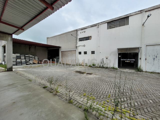 Sala para alugar, no bairro Oficinas em Tubarão