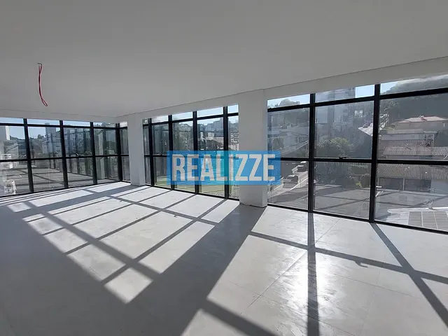 Sala para alugar, no bairro Centro em Marau