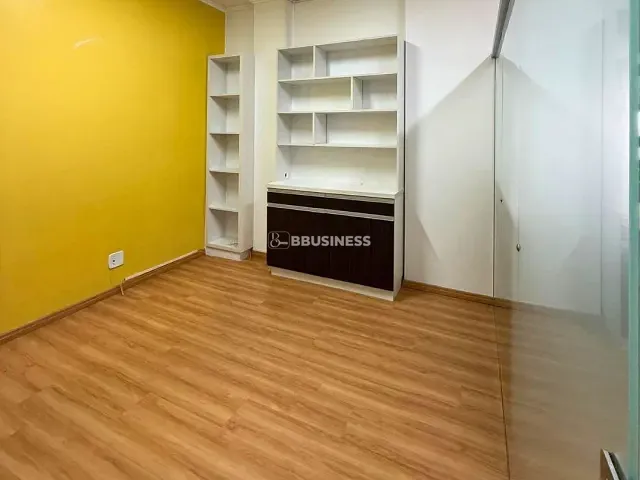 Sala à venda, no bairro Madureira em Caxias do Sul